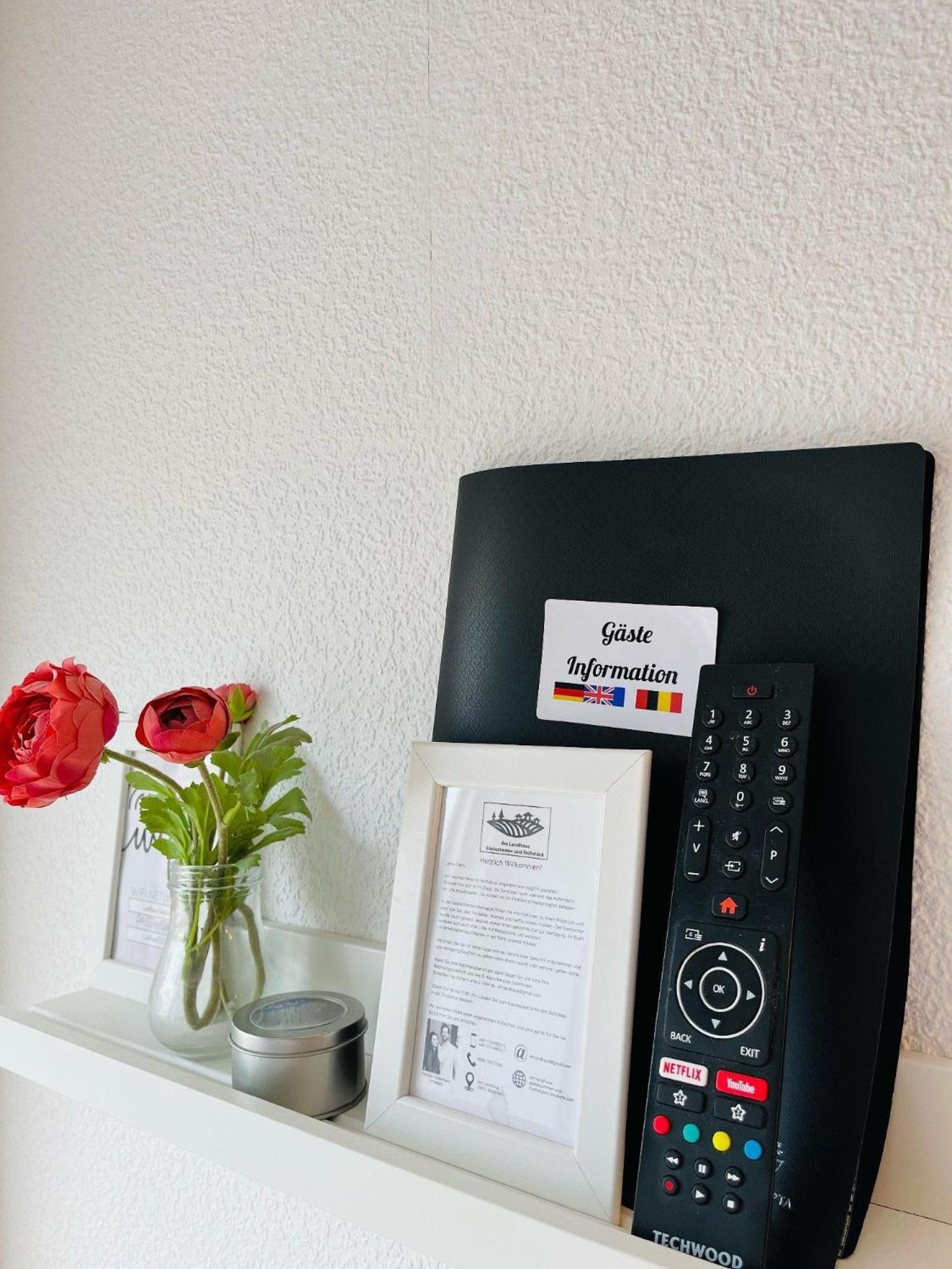 Am Landhaus - Gaestezimmer Walsheim Kamer foto